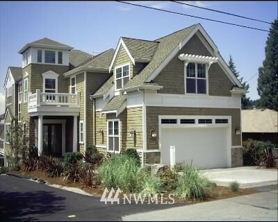 Property Photo: 3011 Mountain View Ave N WA 98056