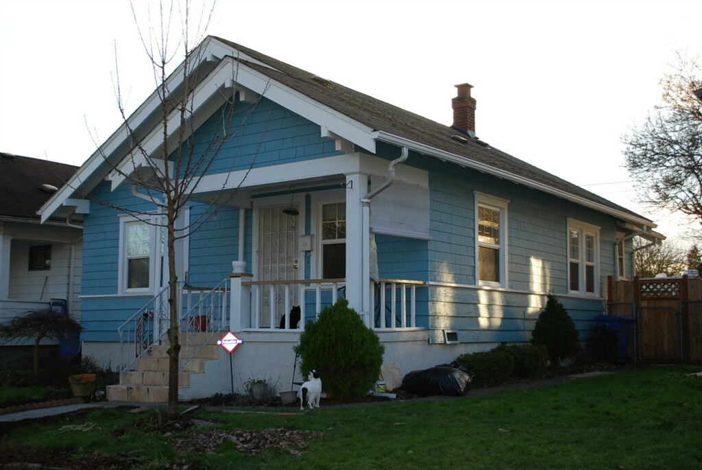 Property Photo:  4050 S G St  WA 98418 