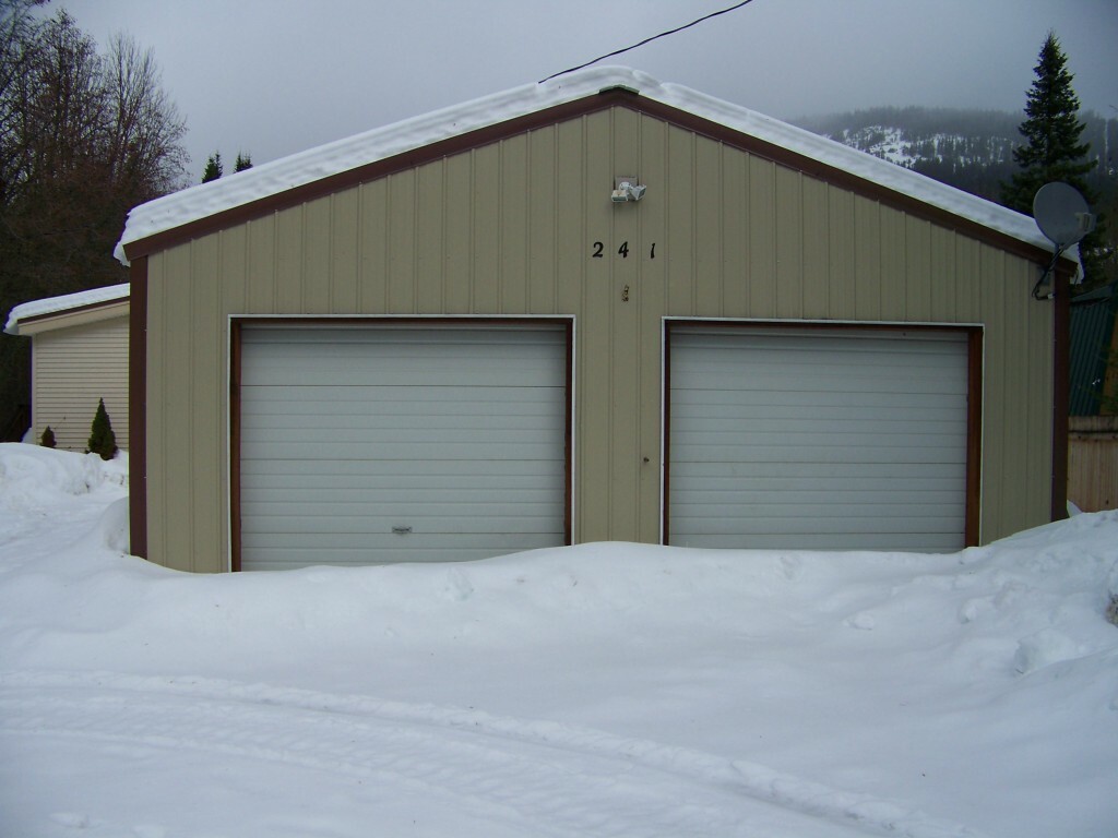 Property Photo: 241 Pine Glen Dr WA 98922