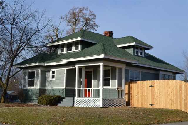 Property Photo: 2104 W York Ave WA 99205