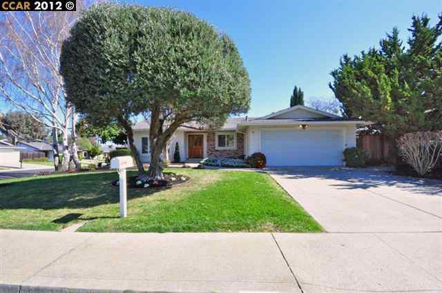 Property Photo:  101 Sunnybrook Pl  CA 94583-3430 