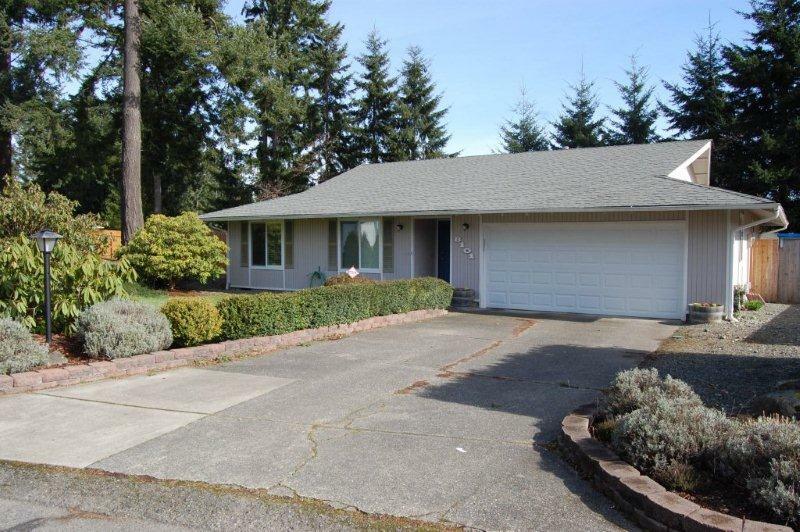 Property Photo:  8101 53rd St Ct W  WA 98467 