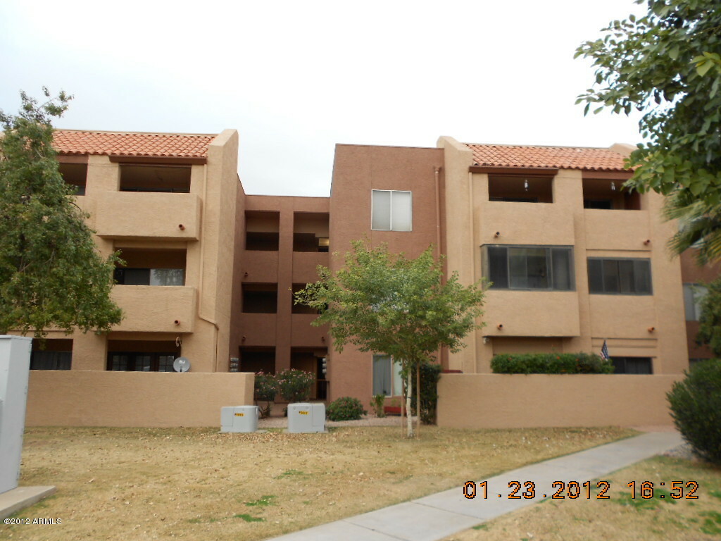 Property Photo:  540 N May -- 3147  AZ 85201 