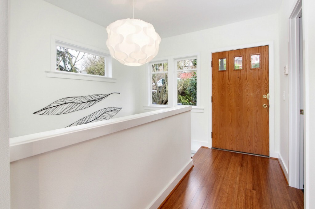Property Photo: 4141 2nd Ave NW WA 98103