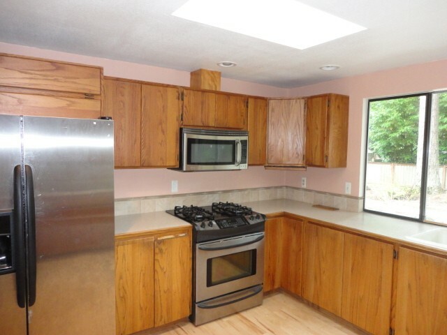 Property Photo: 18003 NE 30th St WA 98052