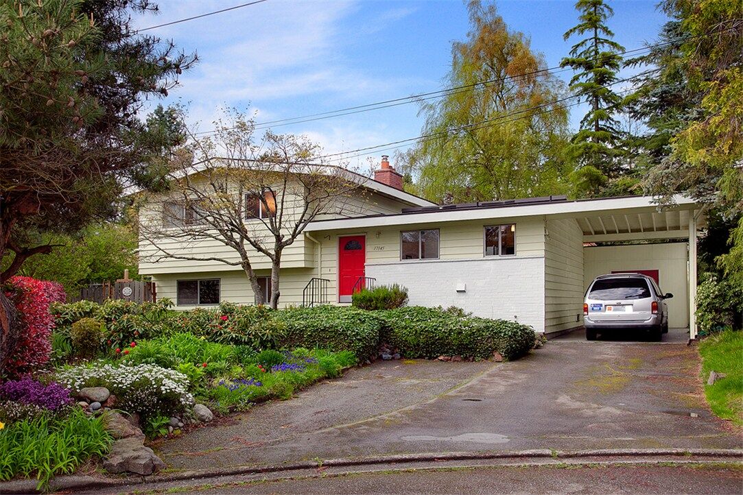 Property Photo:  17845 Wayne Ave N  WA 98133 