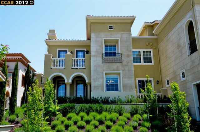 Property Photo: 3747 Rimini Ln CA 94568-8830