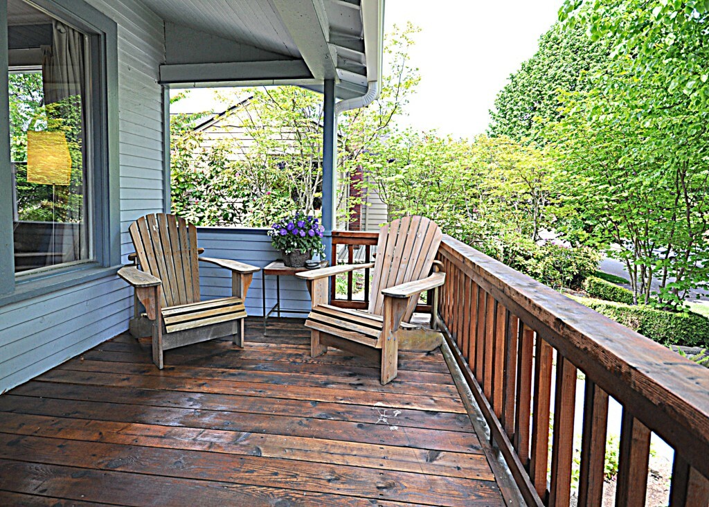 Property Photo: 8061 Dibble Ave NW WA 98117