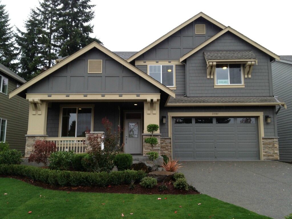Property Photo:  13101 NE 84th St  WA 98033 