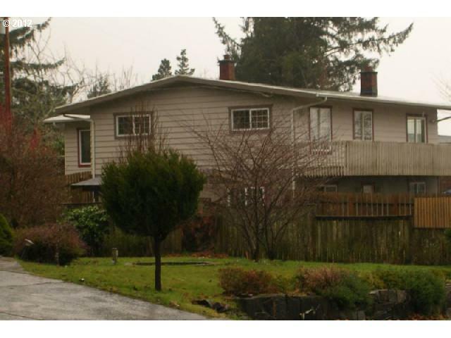 Property Photo: 2065 Maple St OR 97138