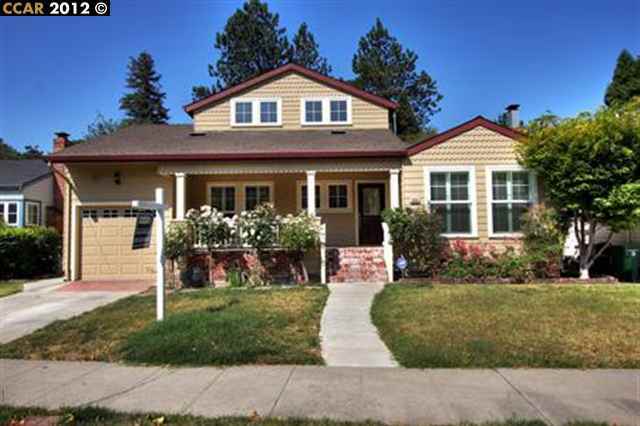 Property Photo:  3050 Roxbury Ave.  CA 94605 