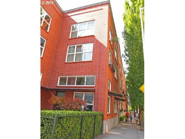 Property Photo:  1009 NW Hoyt St 101B  OR 97209 