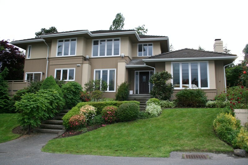 Property Photo: 6929 96th Ave SE WA 98040