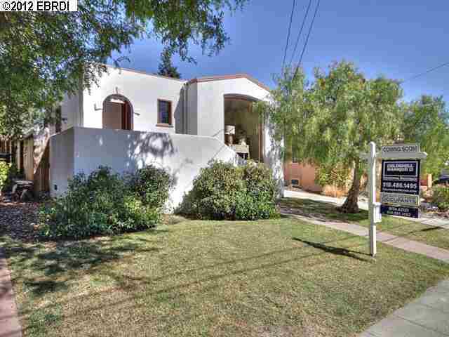 Property Photo:  919 Carmel Ave  CA 94706-2105 