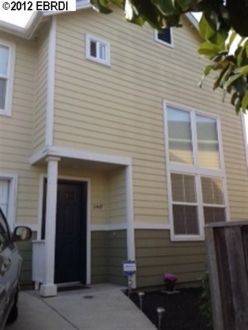 Property Photo:  2417 Savannah Ct  CA 94605 