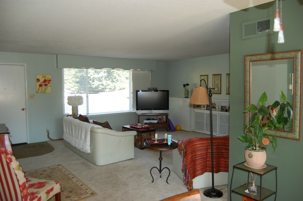 Property Photo:  8620 Mount Tacoma Dr SW  WA 98498 