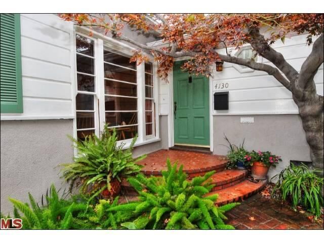 Property Photo: 4130 Laurelgrove Ave CA 91604