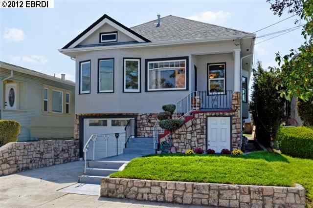 Property Photo:  1204 Oregon St  CA 94702-2222 