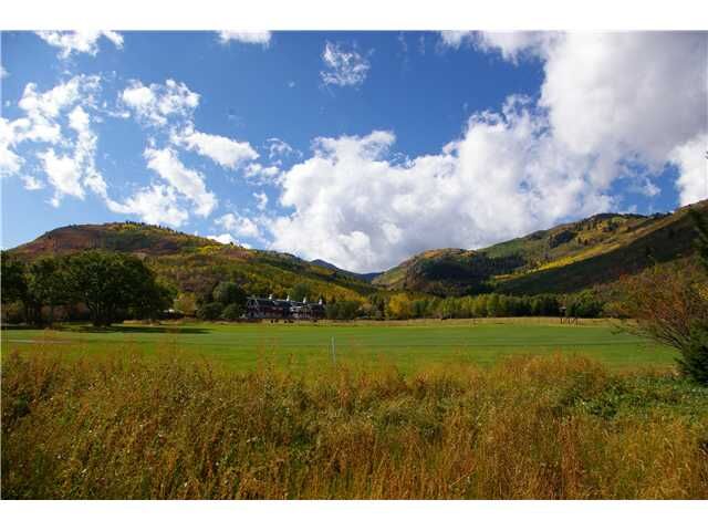 Property Photo: 9 Claimjumper Court UT 84060