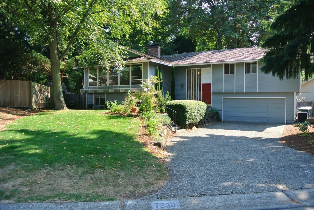 Property Photo: 7230 87th Ave SE WA 98040