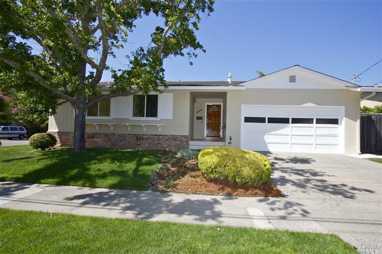 Property Photo:  189 Birch Avenue  CA 94925 