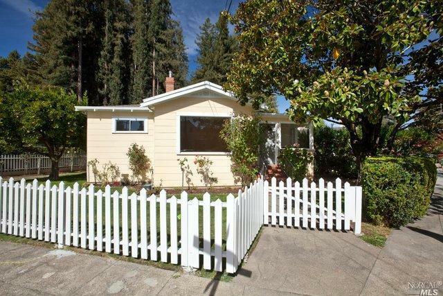 Property Photo:  203 Monte Vista Avenue  CA 94939 