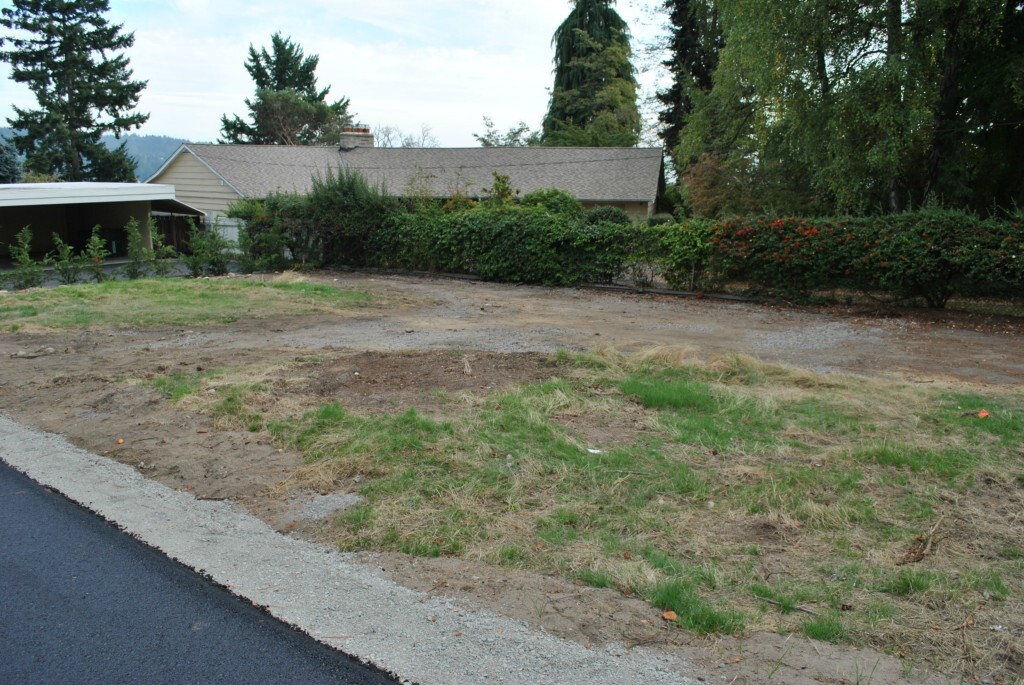 Property Photo:  13216B 42nd Ave NE  WA 98125 