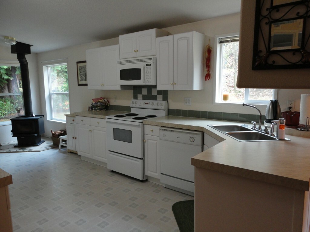 Property Photo:  1896 E Johns Prairie Rd  WA 98584 