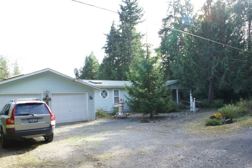 Property Photo:  6205 NE Lincoln Place  WA 98370 