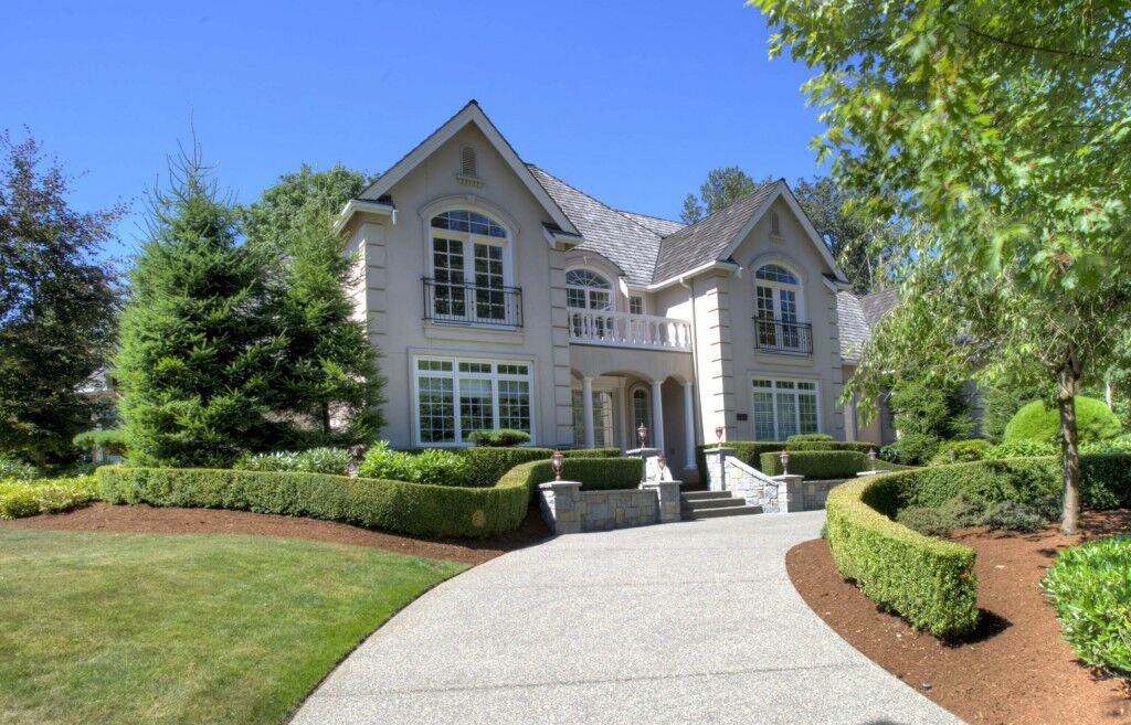 Property Photo:  5809  246th Place NE  WA 98053 