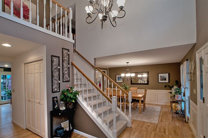 Property Photo:  26127 SE 39th Wy  WA 98029 