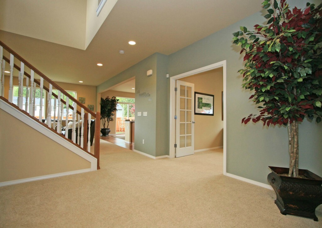 Property Photo: 26895 225th Ave SE WA 98038