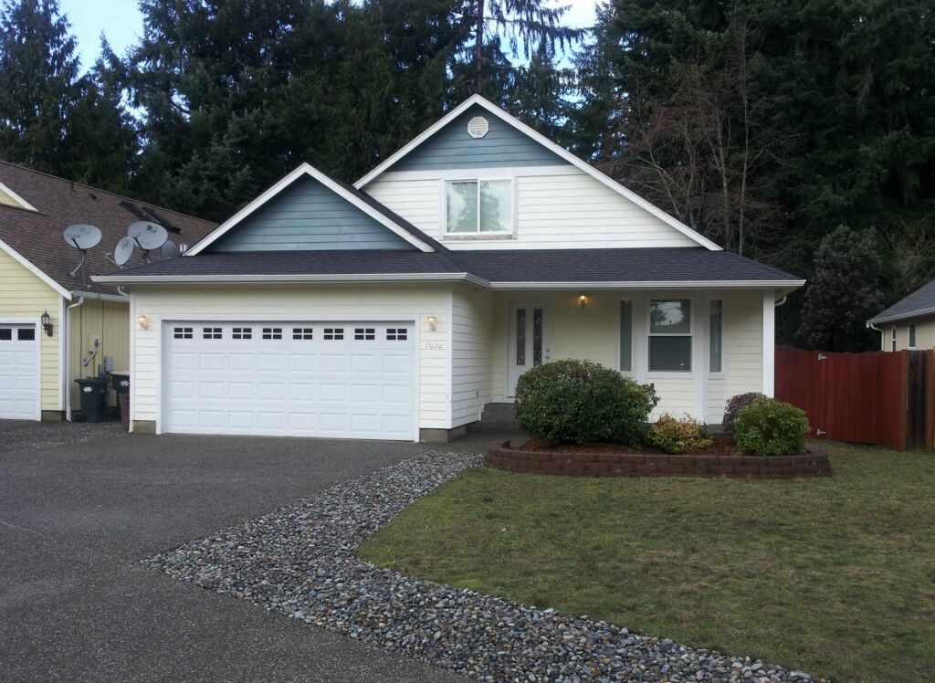 Property Photo:  7032 46th Lane SE  WA 98503