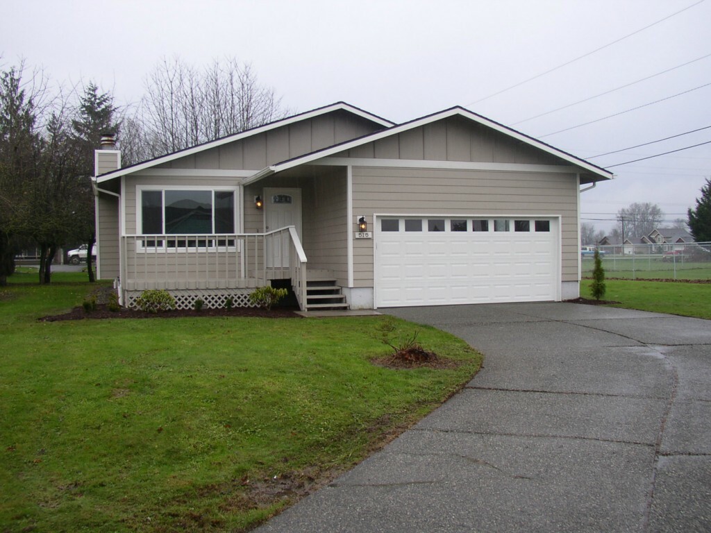 Property Photo:  515 Morton  WA 98295 