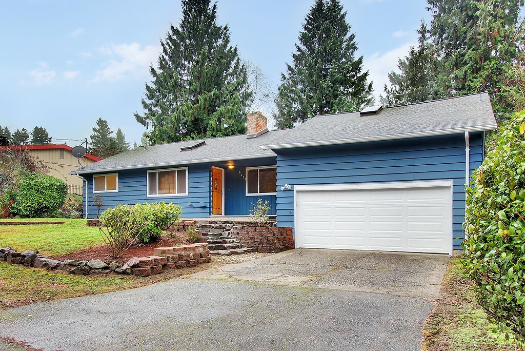 Property Photo:  6473 NE 154th St  WA 98028 