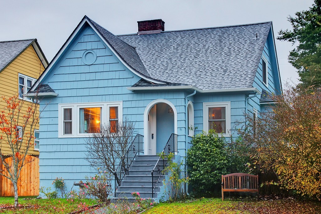 Property Photo: 1405 Lombard Avenue WA 98201
