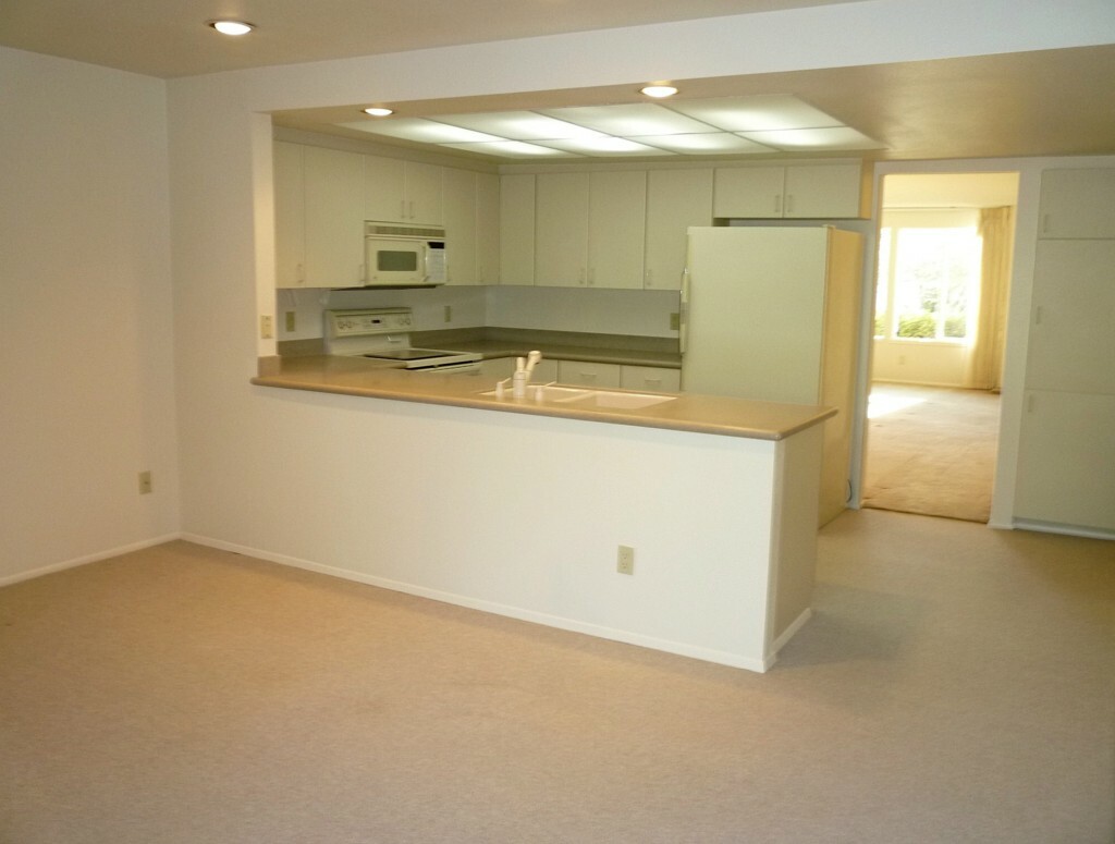 Property Photo: 2440 140th Ave NE 19 WA 98005