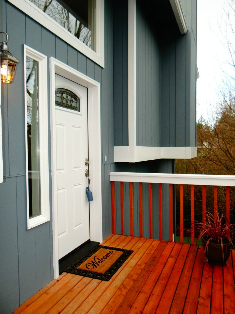 Property Photo: 6719 18th Ave SW WA 98106