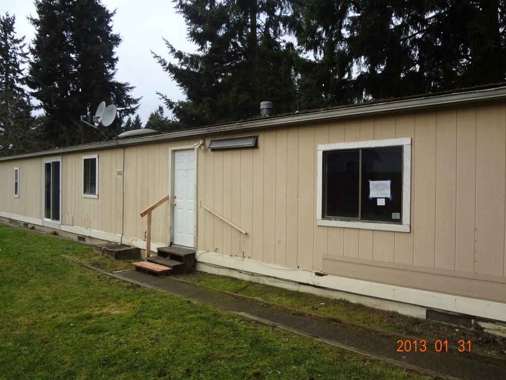 Property Photo: 19010 82nd Ave E WA 98375
