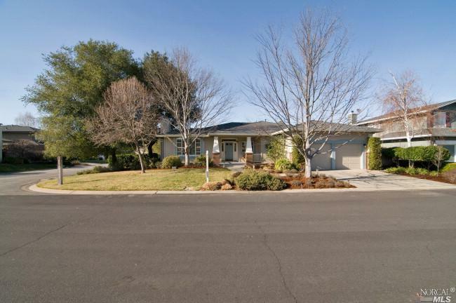 Property Photo:  1878 Heritage Way  CA 94599 