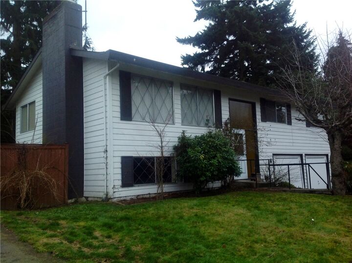 9506 27th Ave NE  Seattle WA 98115 photo