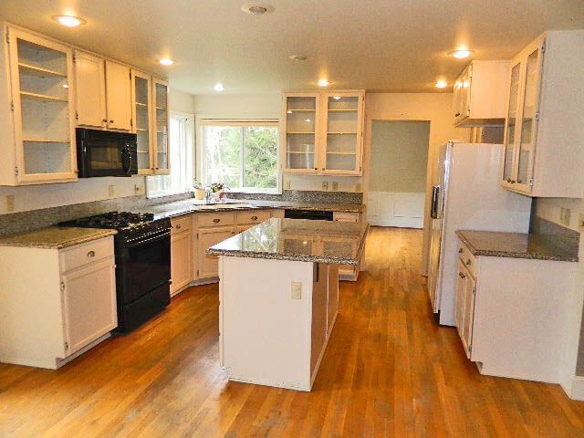 Property Photo:  1642  Nassau Court NW  WA 98370 