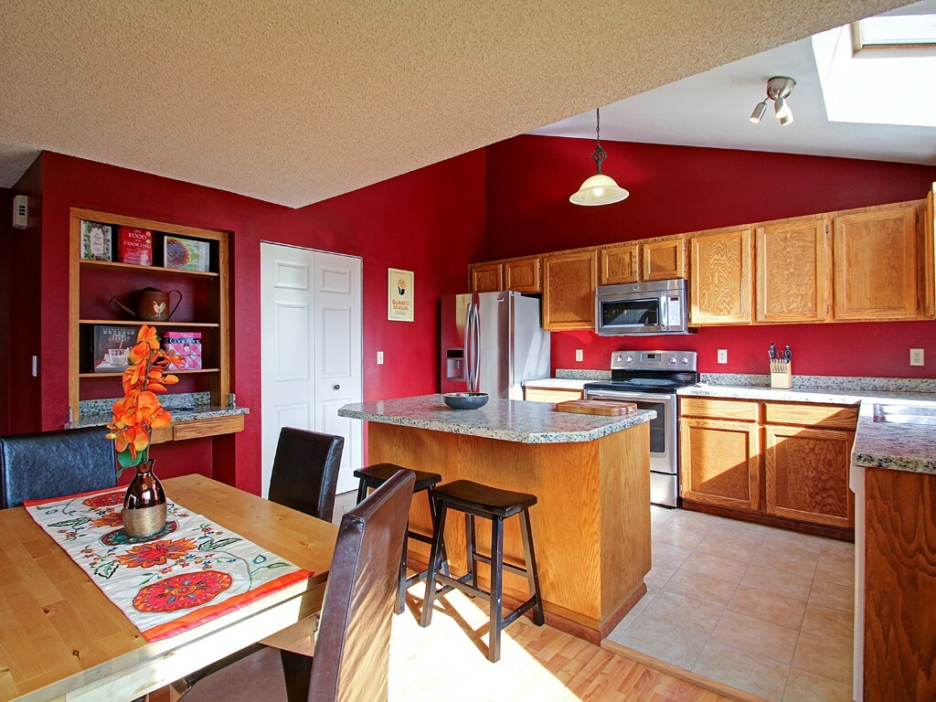 Property Photo:  1391 NE Rygg Ct  WA 98370 