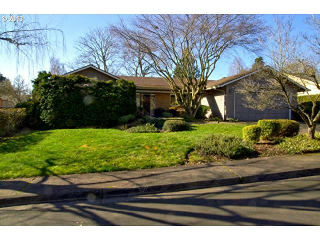 Property Photo: 12060 SW Davies Rd OR 97008