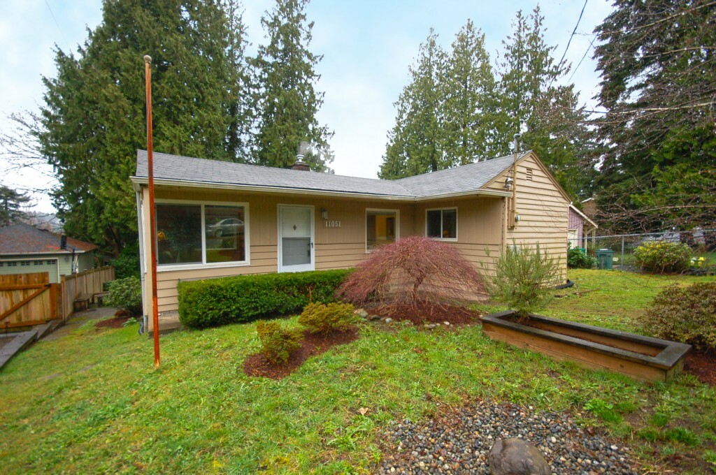 Property Photo:  11051 40th Ave NE  WA 98125 