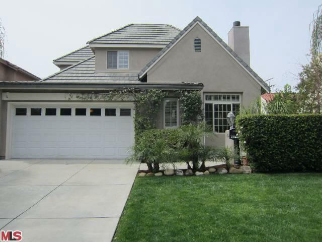 Property Photo:  649 S Citrus Ave  CA 90036 