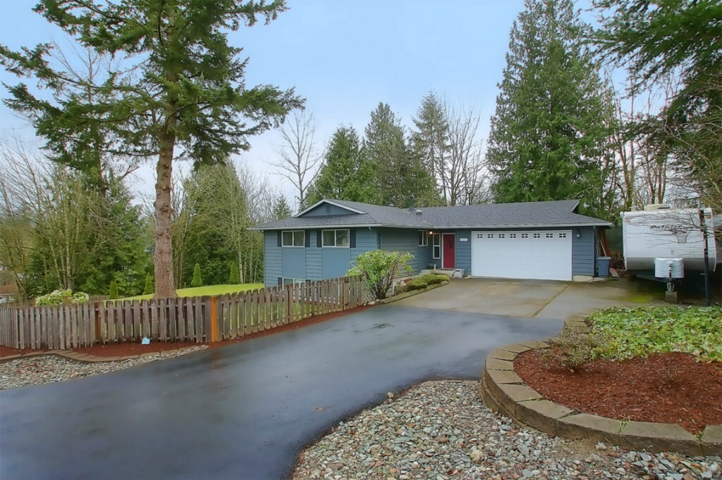 Property Photo:  17010 193rd Ave SE  WA 98058 