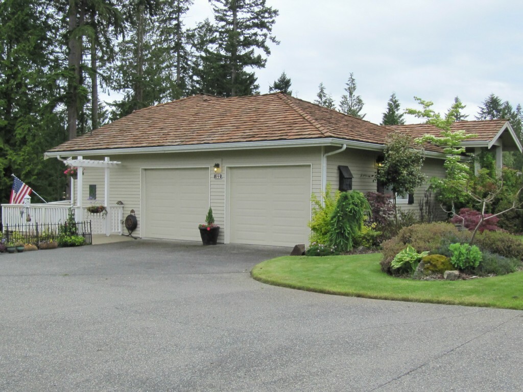 Property Photo:  123 Greenview Lane  WA 98365 