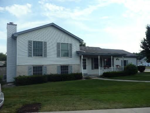 Property Photo:  624 Cherokee Drive  IL 60914 