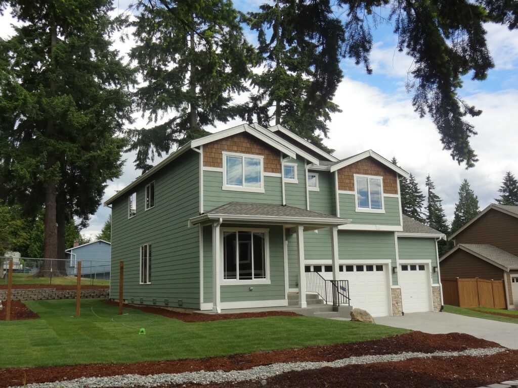 Property Photo:  509 218th St SW  WA 98021 